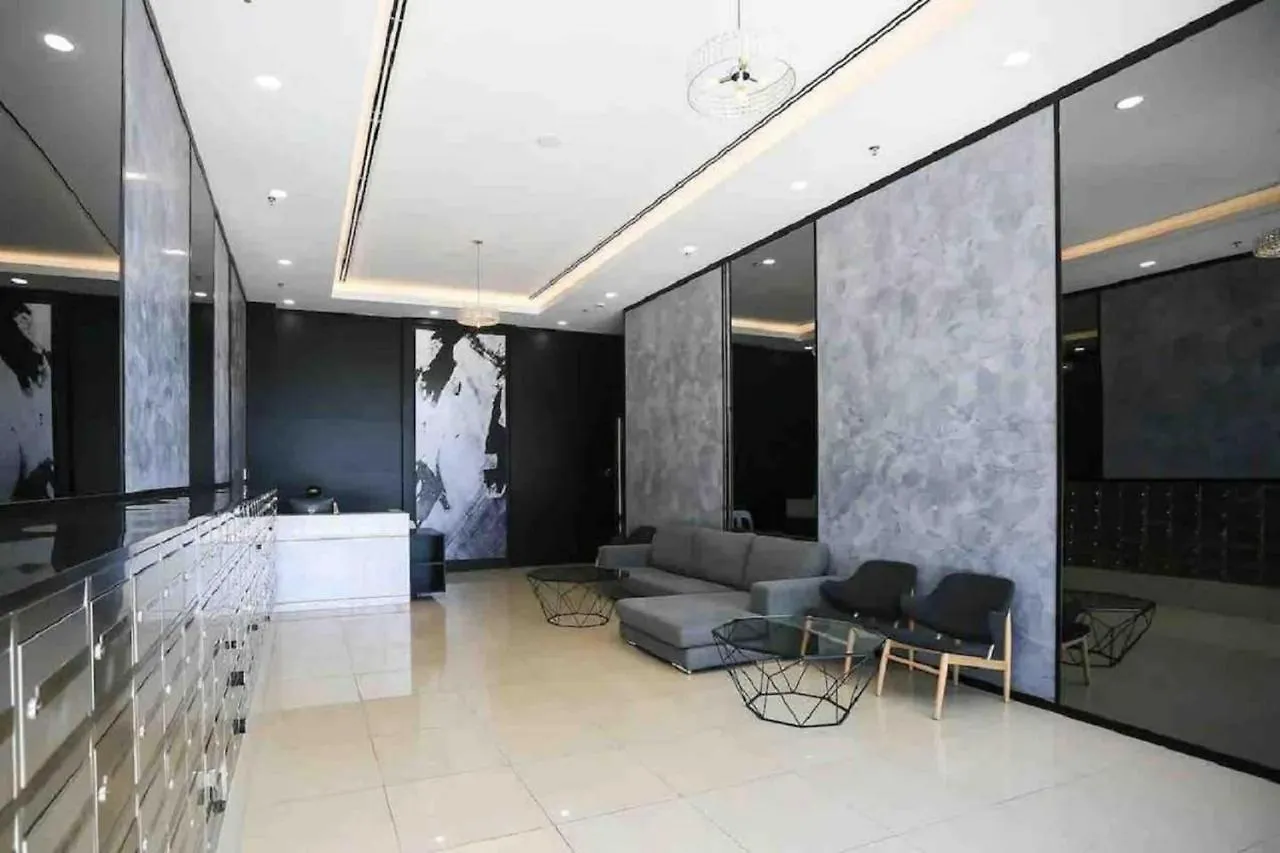 Tropicana 218 Macalister Netflix High Floor George Town Apartmán